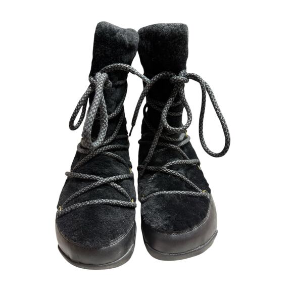 FitFlop Superblizz Black Faux Fur Snow Boots Winter Lace Up Cozy Warm - Picture 2 of 6